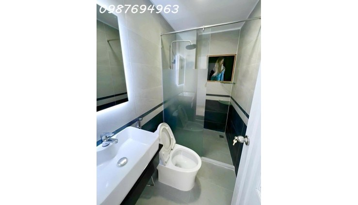 Q7 HUỲNH TẤN PHÁT HÀNG XÓM KHU BIỆT THỰ GARDEN VILLA CÁCH PHÚ MỸ HƯNG 5 PHÚT 4 TẦNG 5.xT